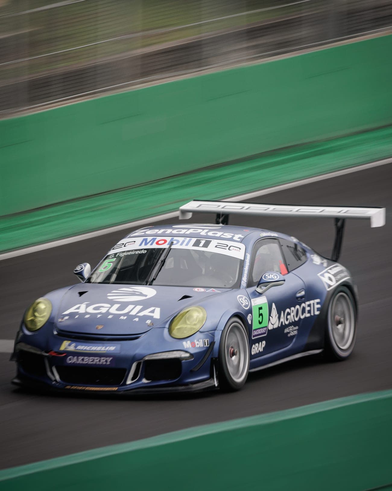 Porsche 911 GT3 Cup #5 de Guilherme Figueiredo na pista